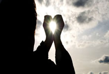 爱游戏体育-包含浙江稠州发布备战花絮;集结日绝杀压哨;亚冠任务艰巨;训练强度显著提升的词条