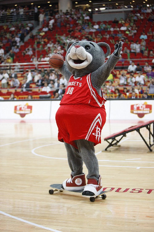 关于漓江暴熊队对阵云贵雪豹队，马拉松小组赛火力全开，门将神扑救主——黑马成最大惊喜的信息