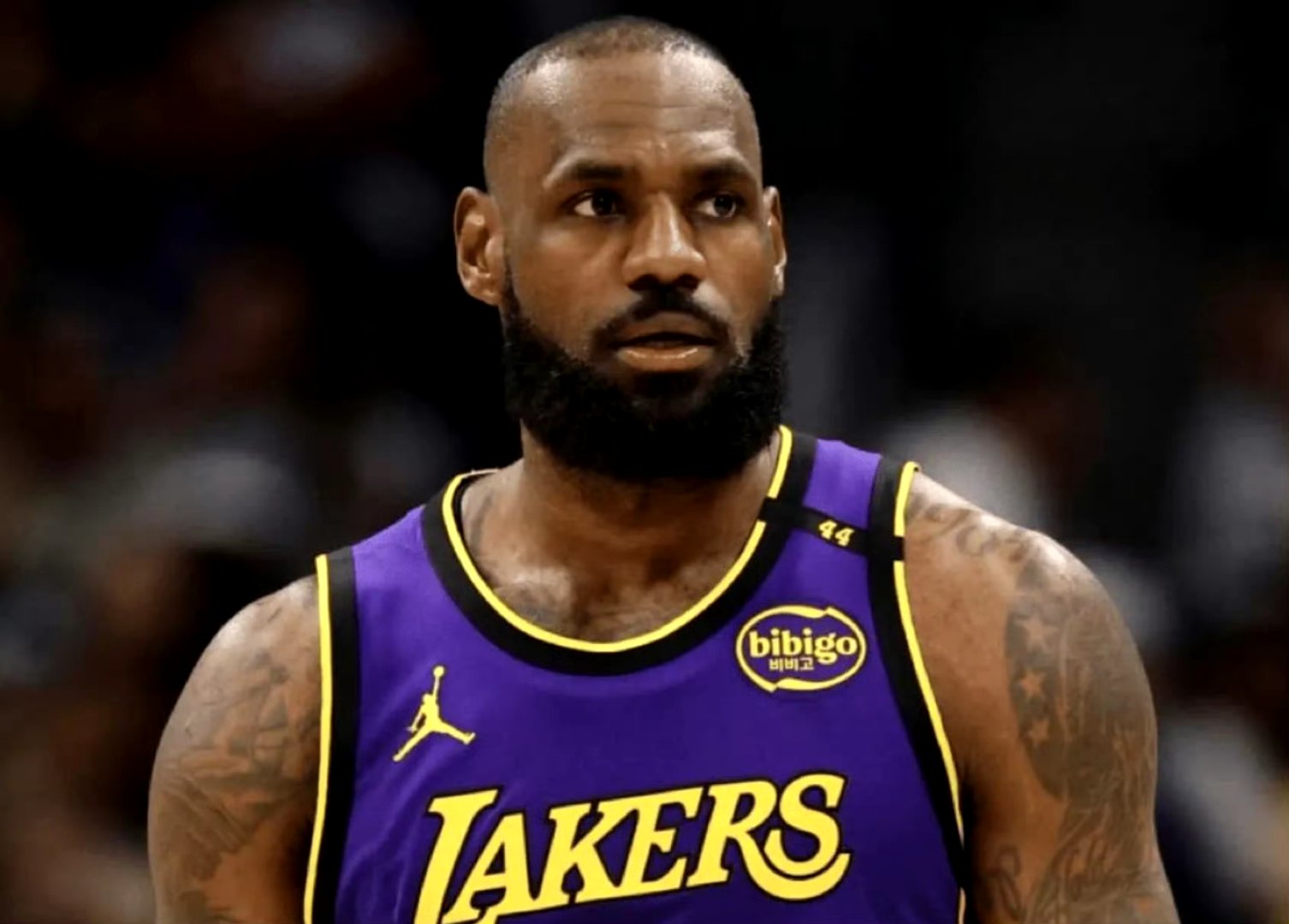 关于詹姆斯连续十五场比赛得分超过精彩发挥,中国队挑战极限!的信息 关于詹姆斯连续十五场比赛得分超过精彩发挥,中国队挑战极限!的信息